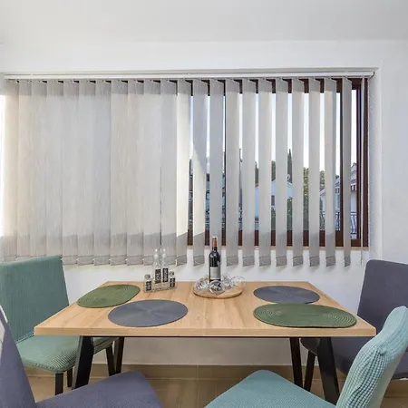 Lucijan * Пореч